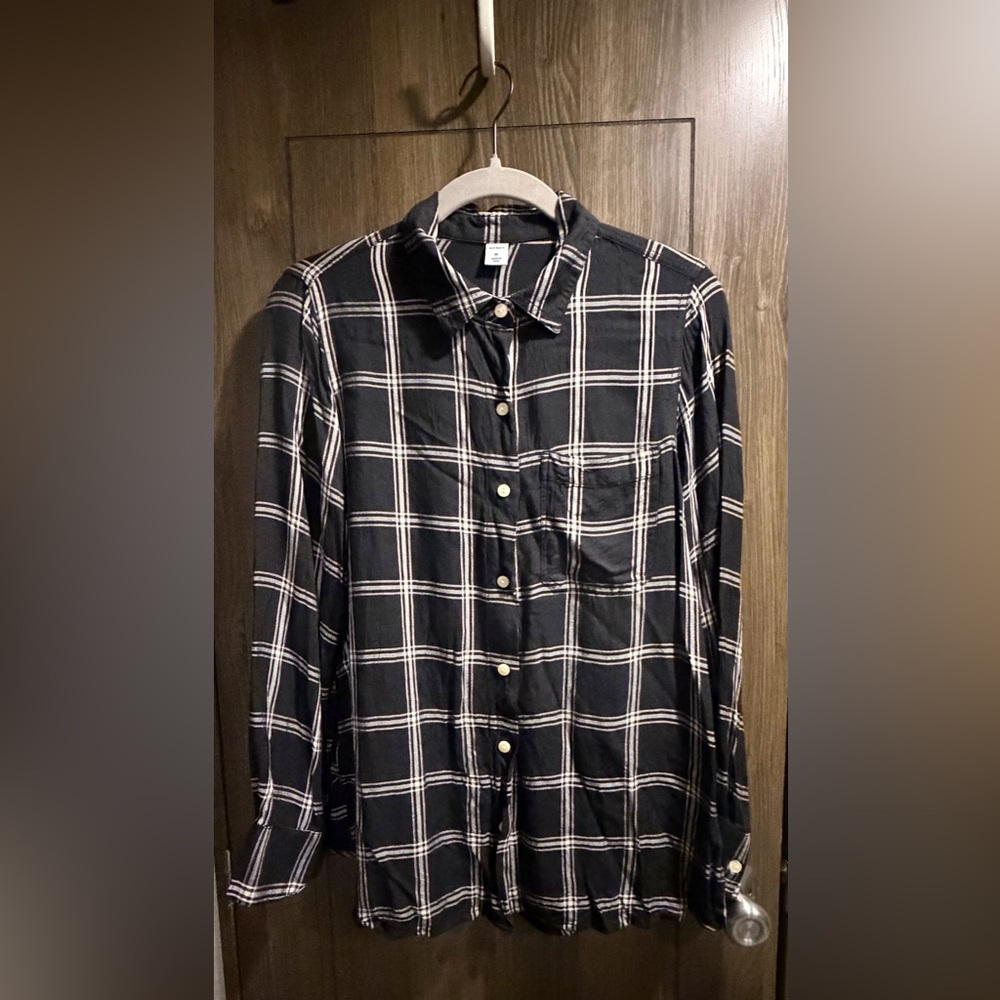Old Navy Black and White Plaid Women's Shirt